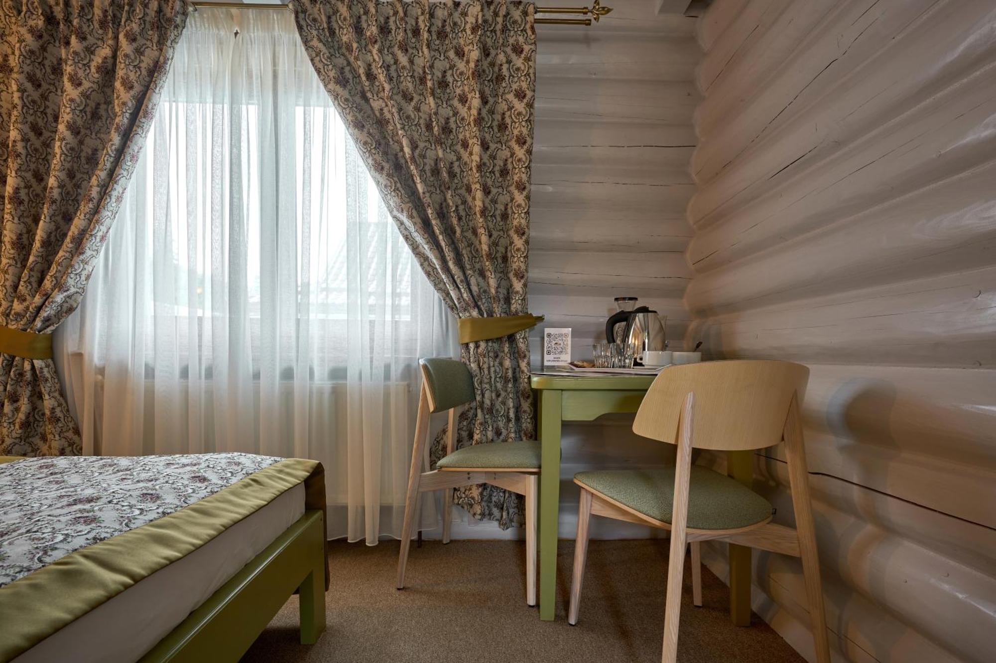 Hotel Vedmezhyi Dvir Bukovel Exterior foto